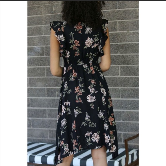 Dress, Rayon, New with tags, lightweight, so pretty! - Picture 3 of 8